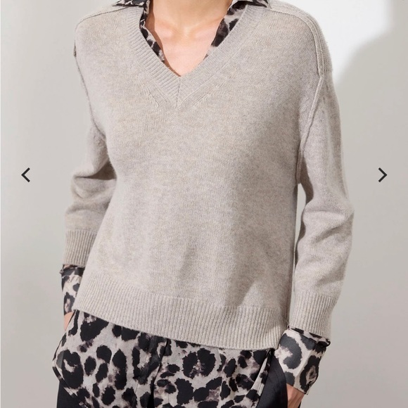 Brochu walker the looker layered v - Picture 2 of 3